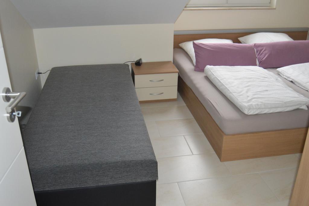 Apartment Meerfeld Duisburgo Esterno foto